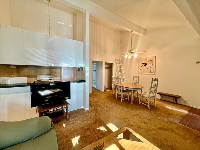 Sierra Manors #49 – Long-Term Lease Opport... - Sierra Manors #49 – Long-Term Lease Opport...