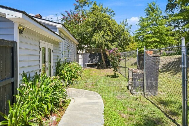 1133 Brody Ave