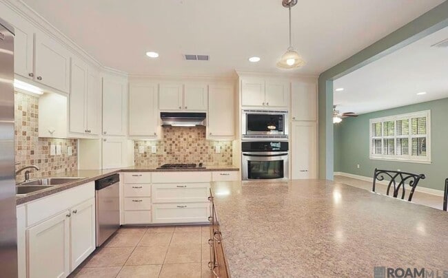 Photo - 2166 Silverest Ave