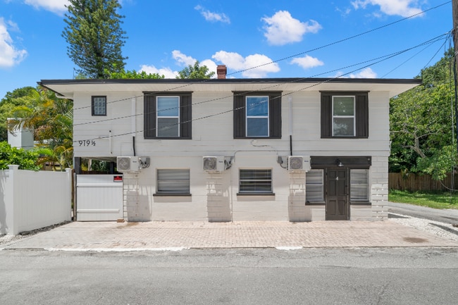 Photo - 919 16th Ave N Unit #3