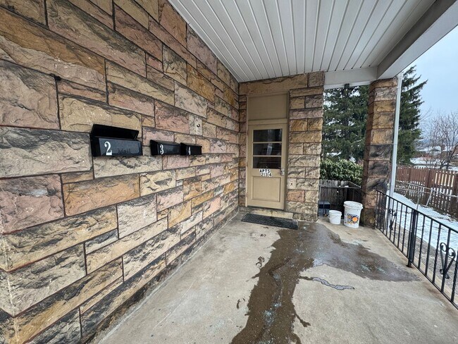 Photo - 212 N Highland Ave Unit #4