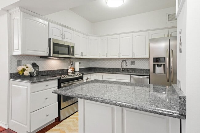 Photo - 175 E Delaware Pl Unit 5712