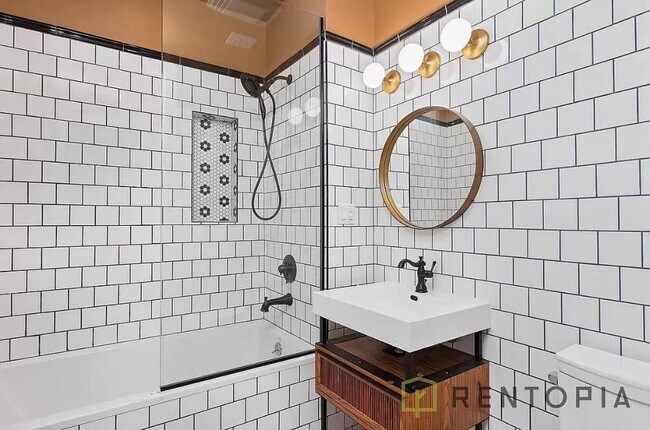 Photo - 187 Kent Ave Unit 87