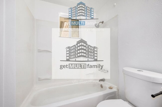 Photo - 1402 W Mercer Ln Unit 1