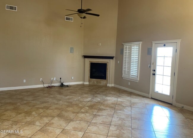 Photo - 5400 Manuel Gameros Dr