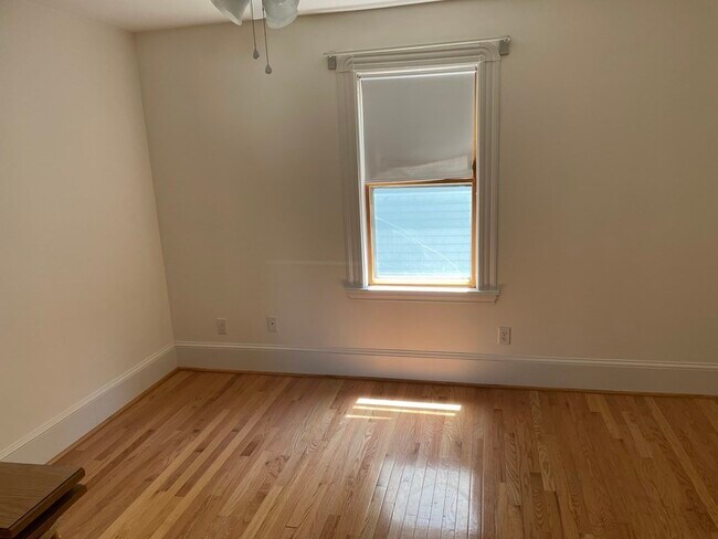 Photo - 24 Gold Star Rd Unit 1