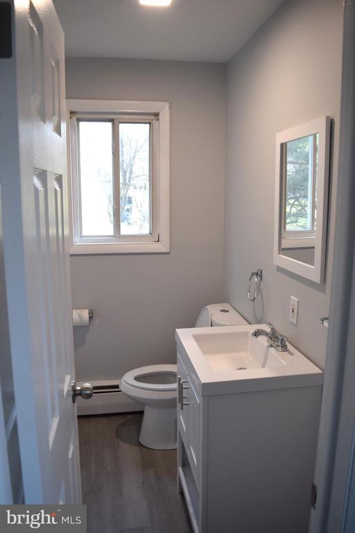 Photo - 901 Laurel St Unit APARTMENT #1