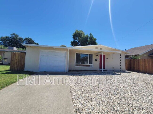Photo - 881 Beardsley Dr