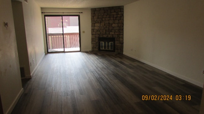 Photo - 420 Wright St