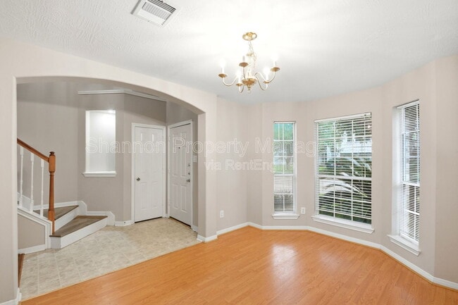 Photo - 3924 Highland Vale Ct