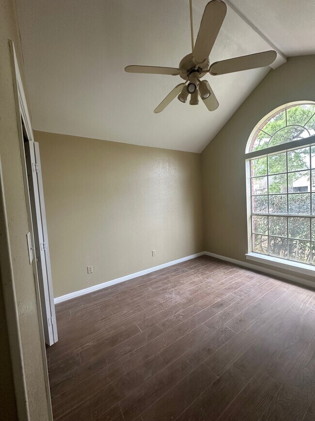 Photo - 3645 Innisbrook Dr