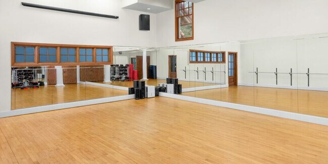 Photo - 300 Via Castilla