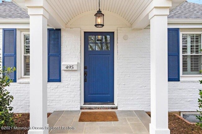 Photo - 495 Branch Ave