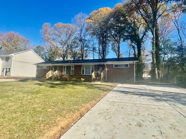 Photo - Welcome to Burgess2937, A Newly renovated charming 2-bedroom, 1-bathroom Duplex located in the vi...