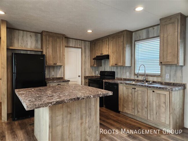 Home Available to Lease - Apply Today! - Home Available to Lease - Apply Today!