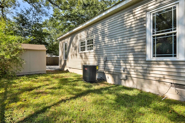 Photo - 91 E Washington St