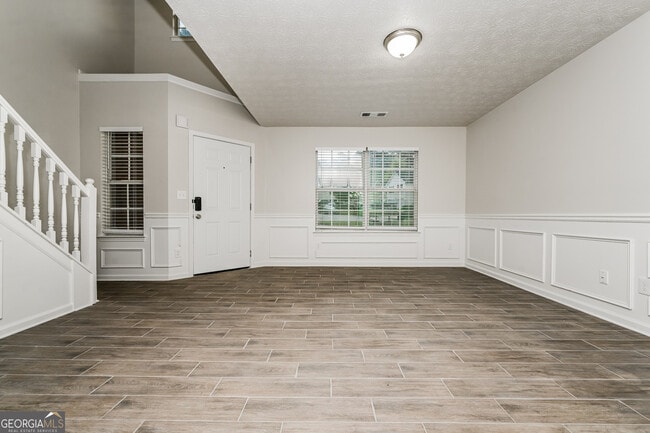 Photo - 4392 Chester Ln