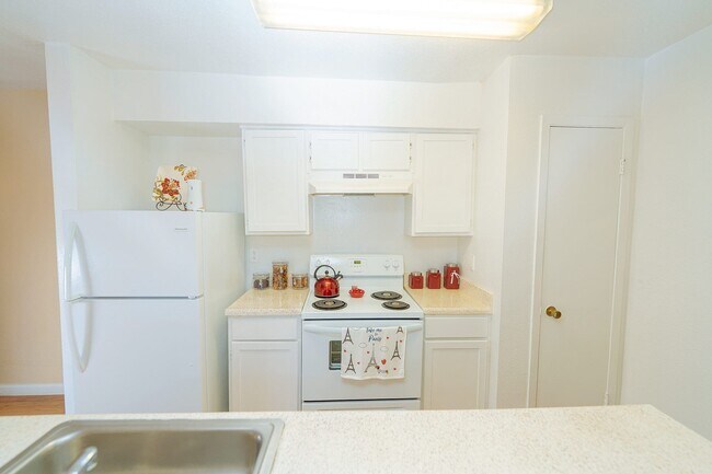 Photo - Retreat on Roslyn