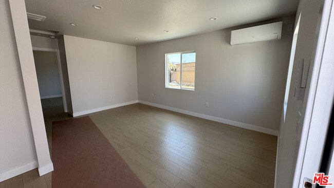 Photo - 806 N Grandee Ave