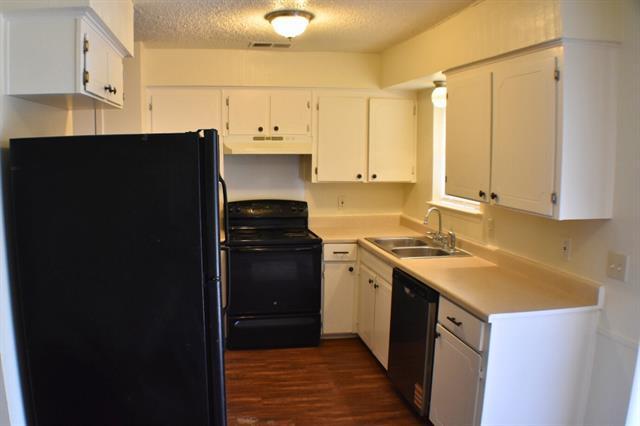 Photo - 3022 Kyle Rd