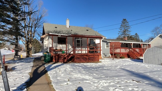 Three Bedroom Single-Family Home In Duluth... - Three Bedroom Single-Family Home In Duluth...