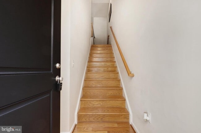 Photo - 205 Woodstream Blvd