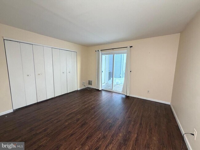 Photo - 316 Park Pl Dr