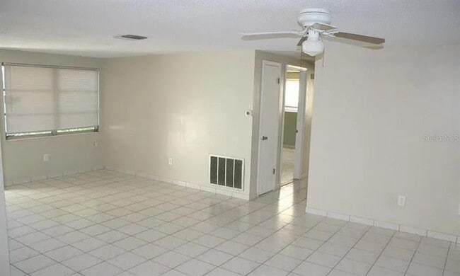 Photo - 3742 Darlington Rd