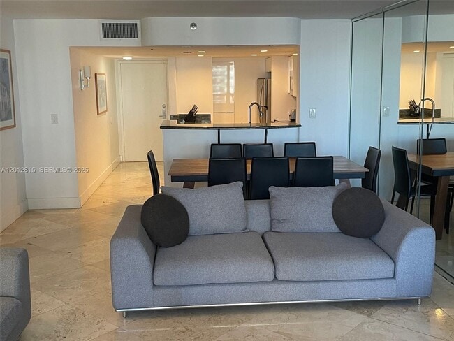 Photo - 1717 N Bayshore Dr Unidad A-2548