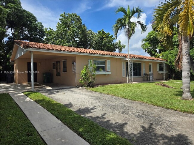 Building Photo - 10251 SW 13th St Rental