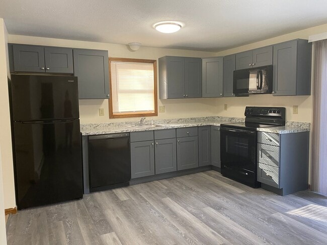 Photo - Hudson Ridge