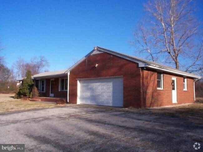 Building Photo - 549 Burns Crossing Rd Rental