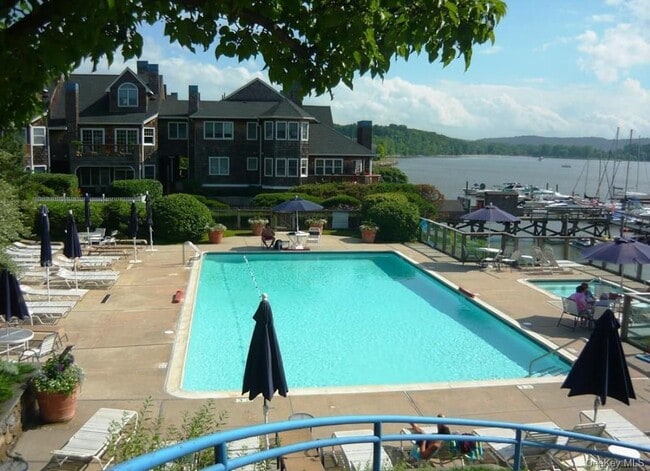 Photo - 2003 Half Moon Bay Dr