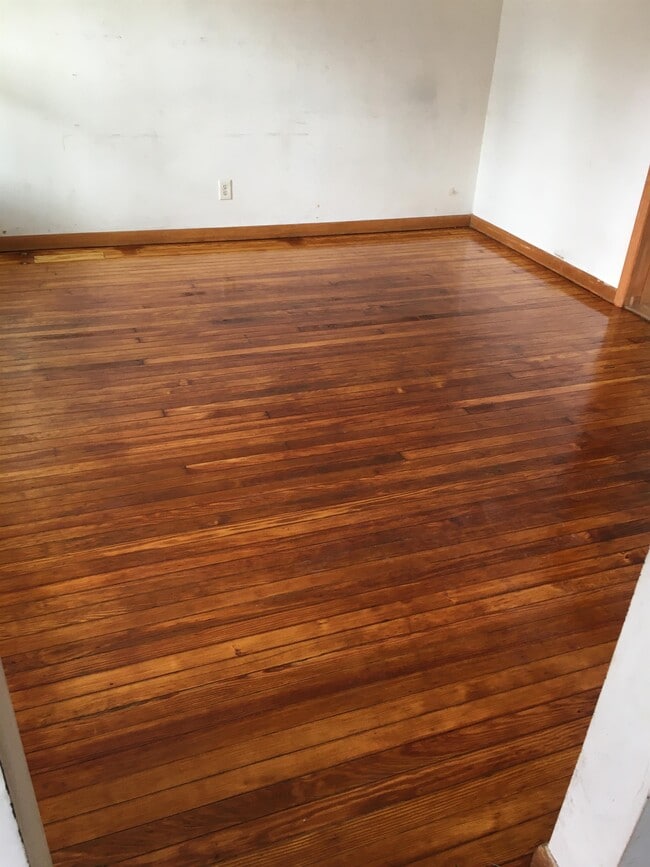 Photo - 33 Delafield St