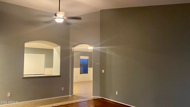 Photo - 2610 N 107th Dr