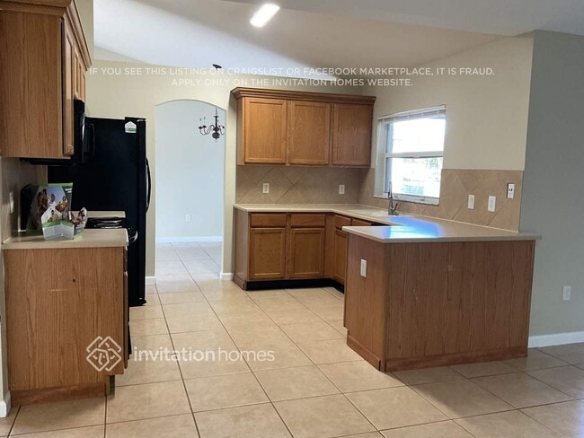 Photo - 427 Biscayne Ave NW