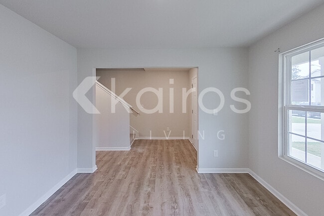 Photo - 113 Martin Mill Trail