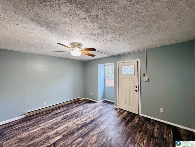 Photo - 402 S Bradford St