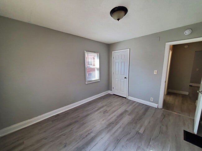 Photo - 250 E Beechwood Ave Unit 1