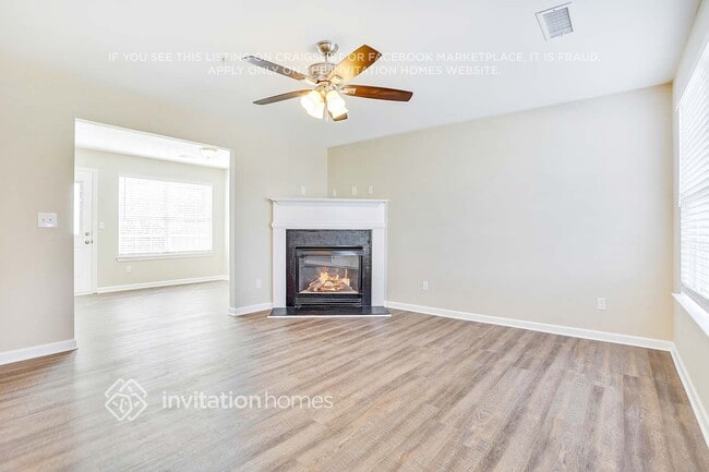 Photo - 371 Coral Cir