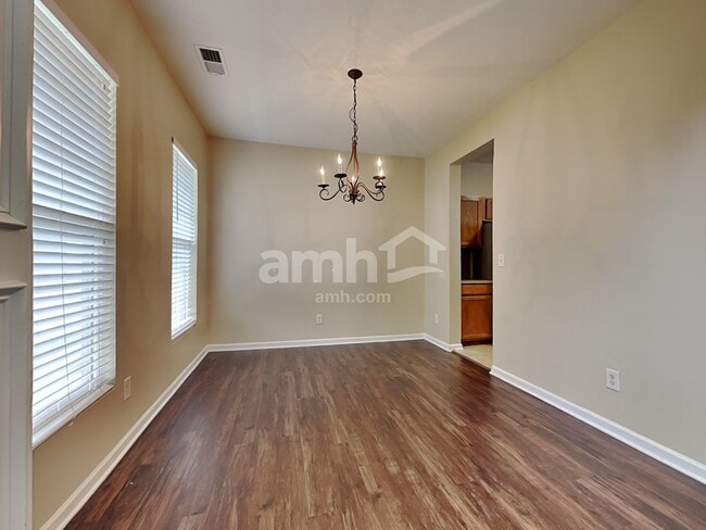 Photo - 2021 Moss Creek Dr