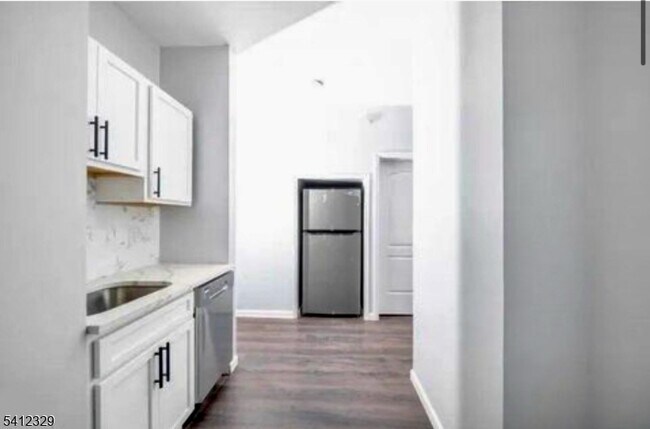 Photo - 209 N 4th St