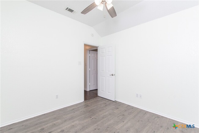 Building Photo - 1802 Lava Ln