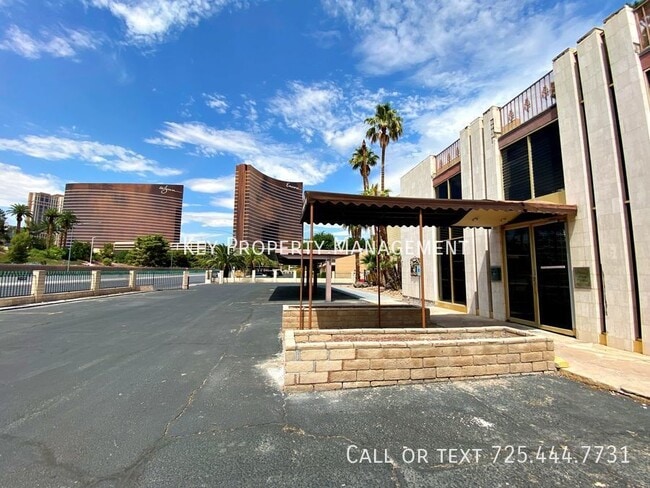 Photo - Desert Inn Villas