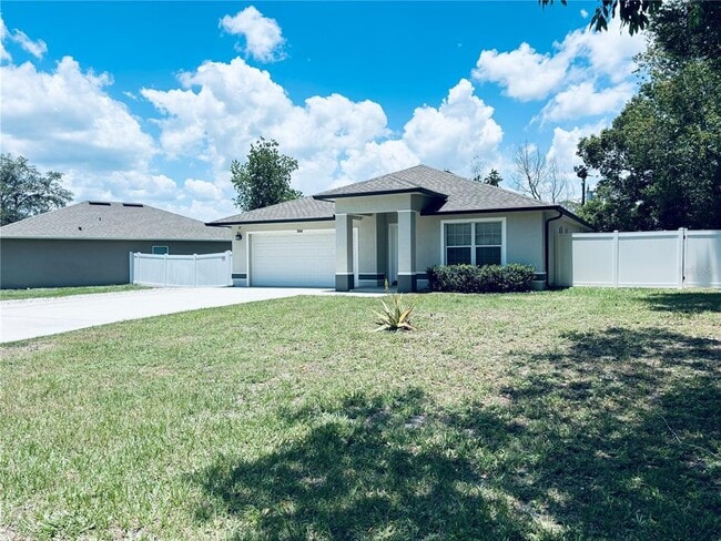 Photo - 2060 Everest St