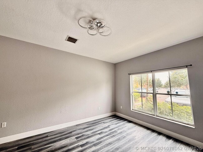 236 Lake Monterey Cir