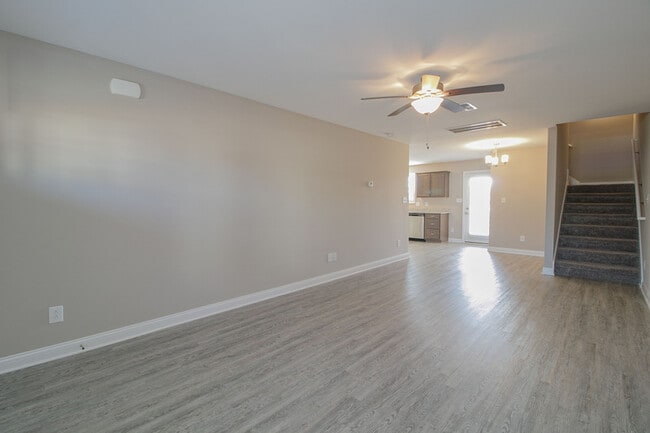 Photo - 4007 Ft Sumter Dr