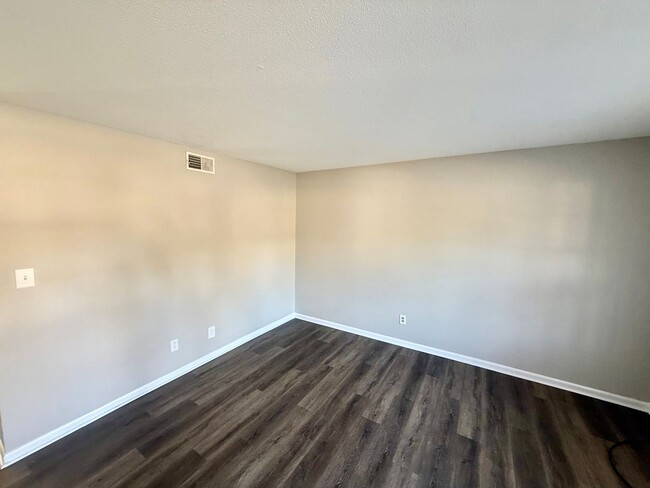 Photo - Two bedroom, 1.5 bath in Graham--McAden Place Unit A