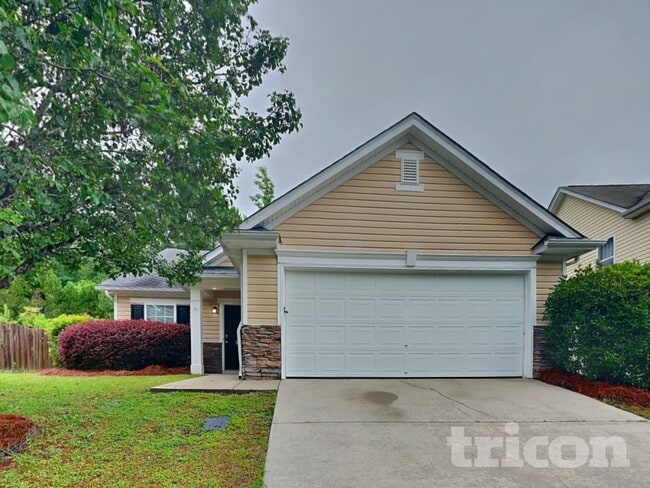 Building Photo - 217 Wild Olive Dr