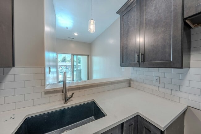 Photo - 67 S Main St Unit #205 - Flex